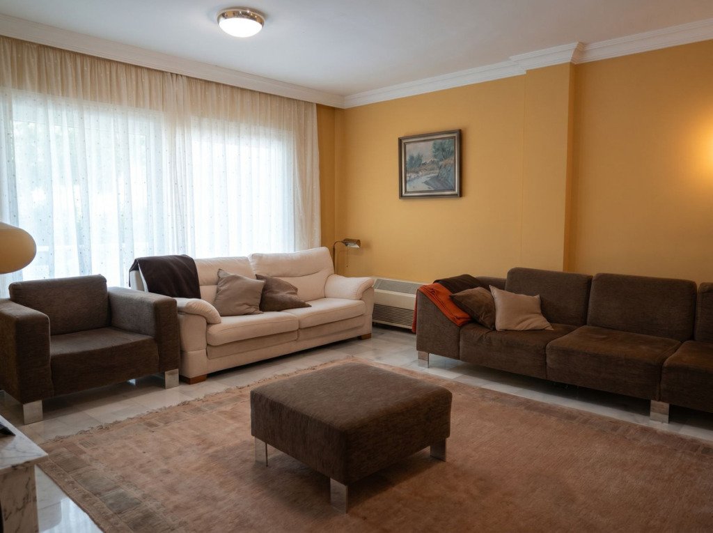 Villa – Chalet — Elviria