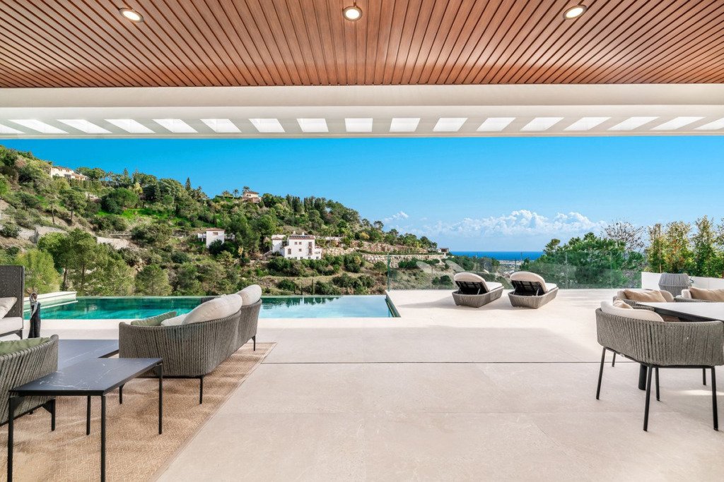 Villa – Chalet — El Madroñal