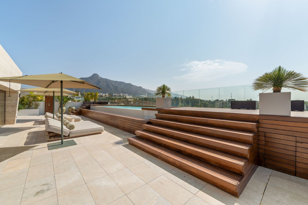 Villa – Chalet — Marbella