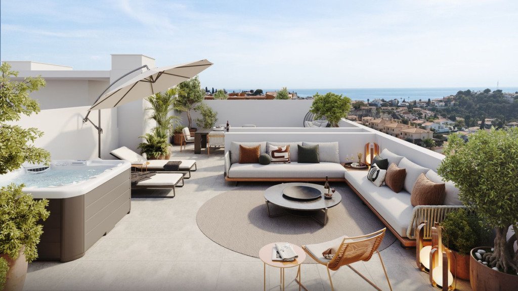 Middle Floor Apartment — Fuengirola