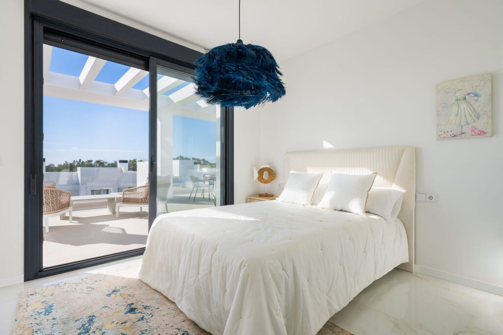 Top Floor Apartment — Estepona