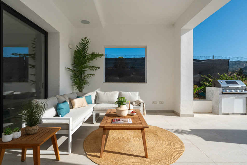 Detached Villa — Elviria