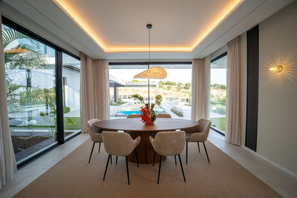 Вилла/Шале — Estepona