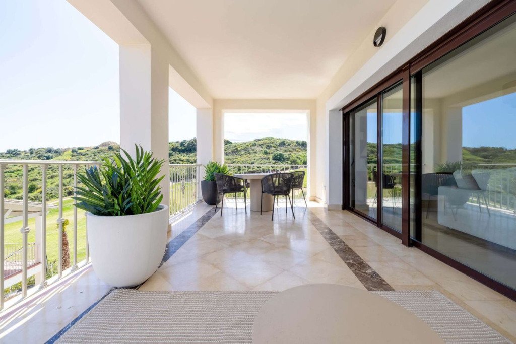 Villa – Chalet — Estepona