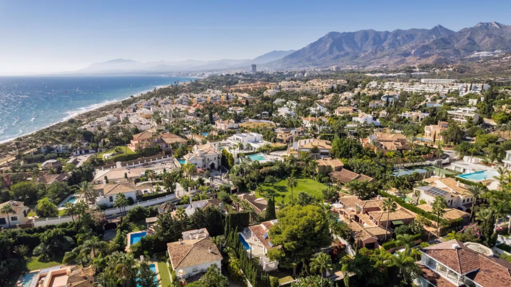Los Monteros