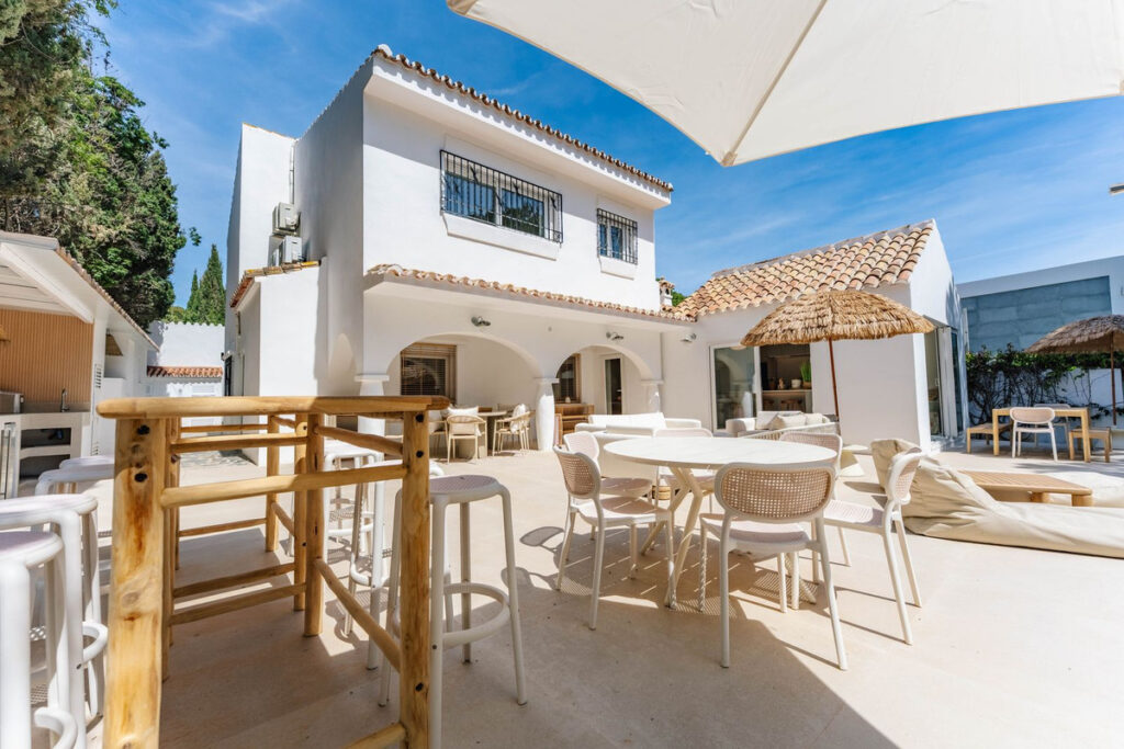 Detached Villa — Costabella