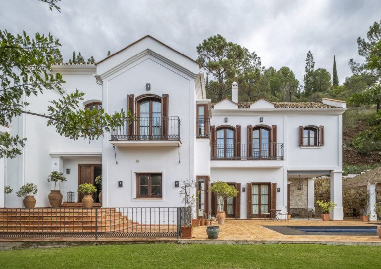 Detached Villa — El Madroñal