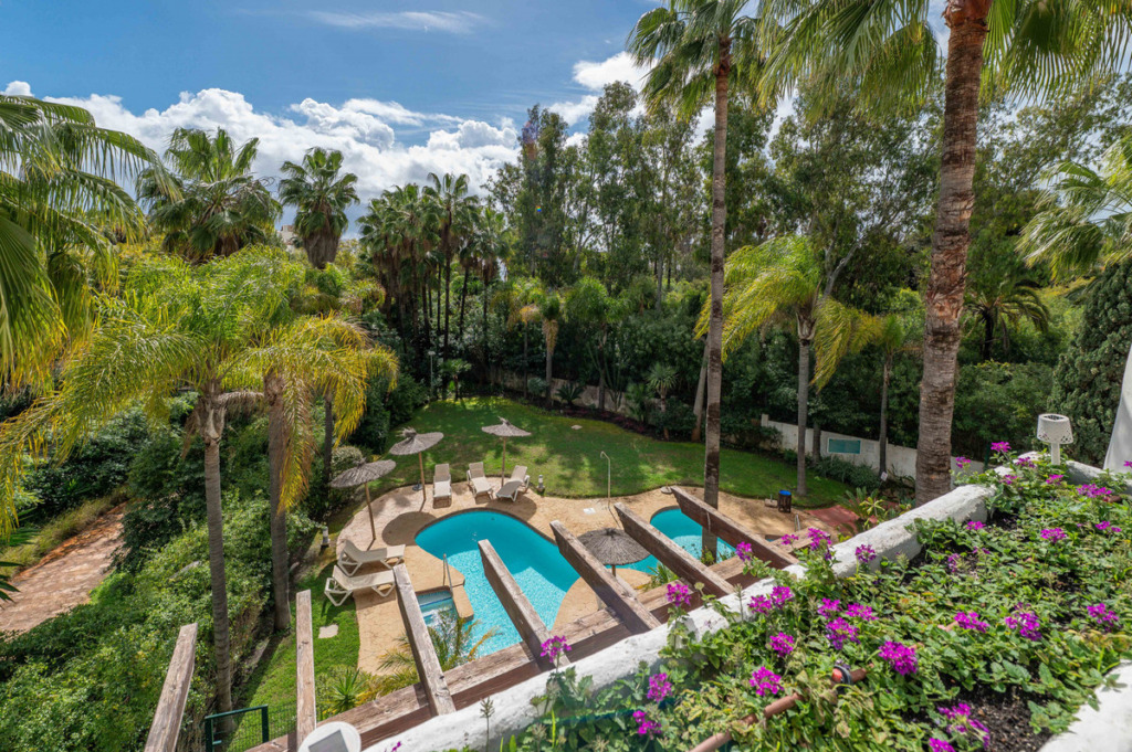 Penthouse Duplex — Puerto Banús