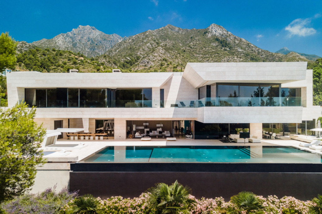 Villa – Chalet — Marbella