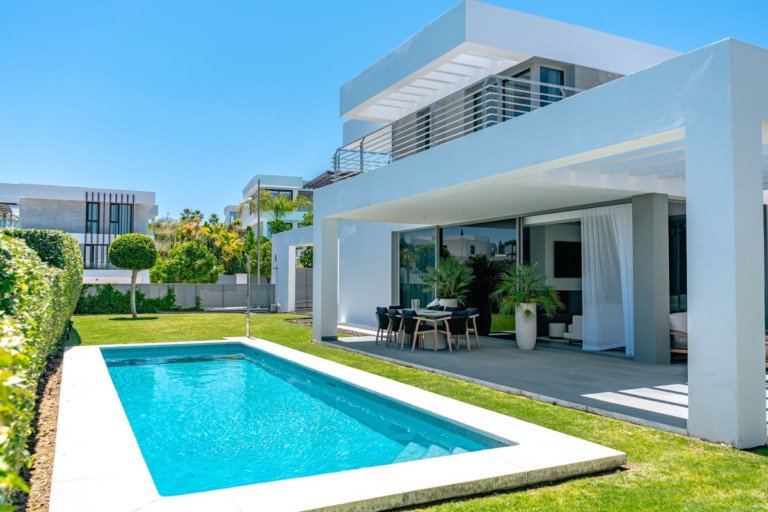 Detached Villa — Cancelada