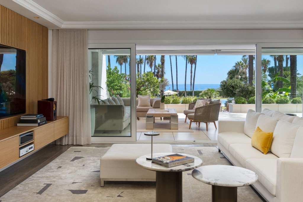 Ground Floor Apartment — Puerto Banús