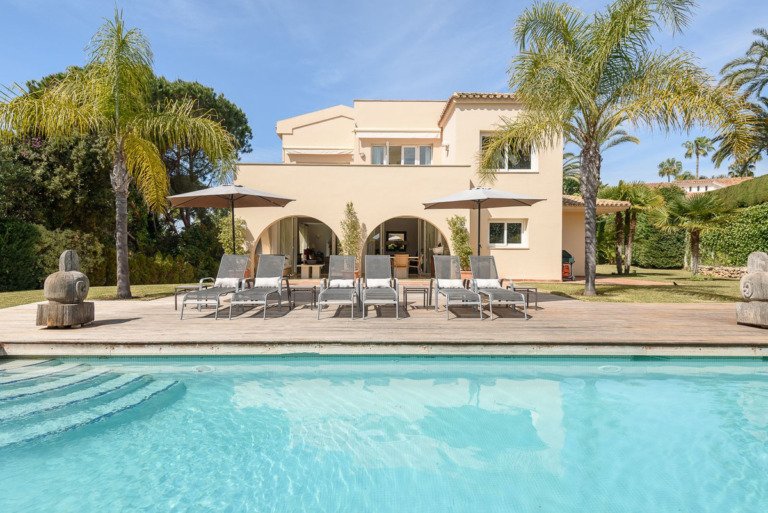 Villa – Chalet — Los Monteros