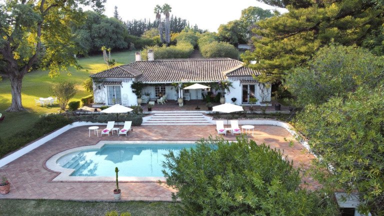 Detached Villa — Benahavís