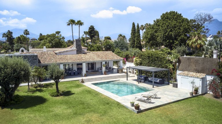 Villa – Cortijo Blanco