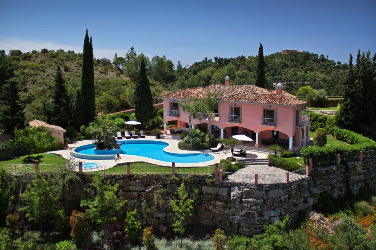 Villa – El Madroñal