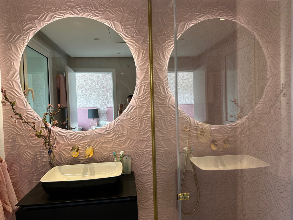 Middle Floor Apartment — Puerto Banús