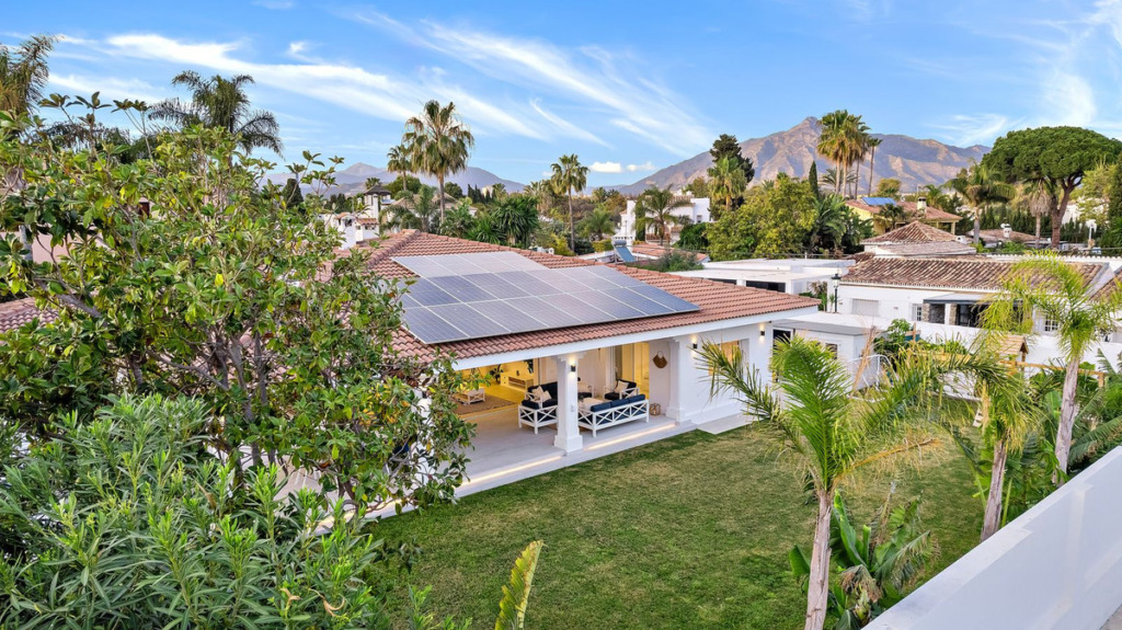 Villa – Chalet — Cortijo Blanco