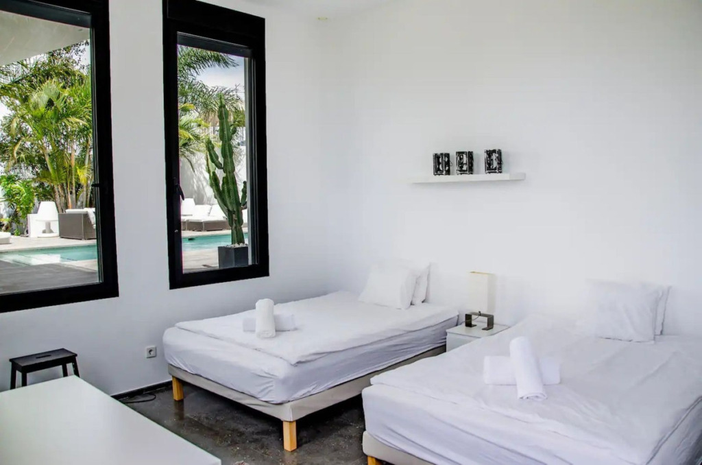 Villa – Chalet — Benahavís