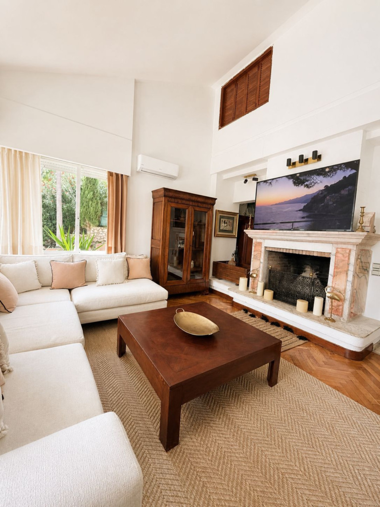 Detached Villa — El Paraiso