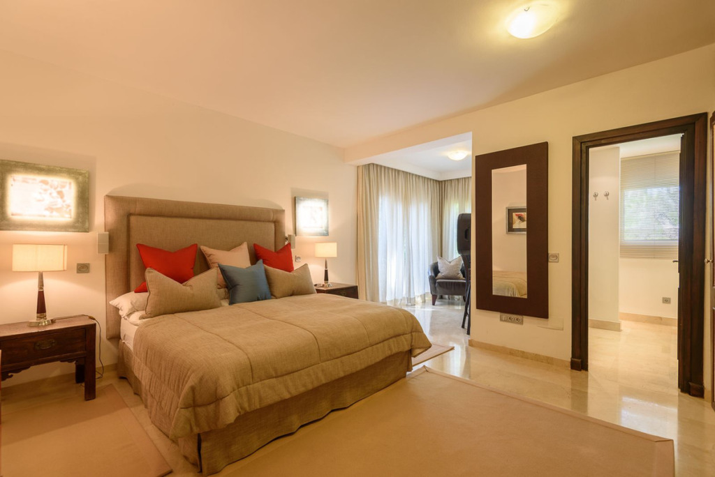 Villa – Chalet — Los Monteros