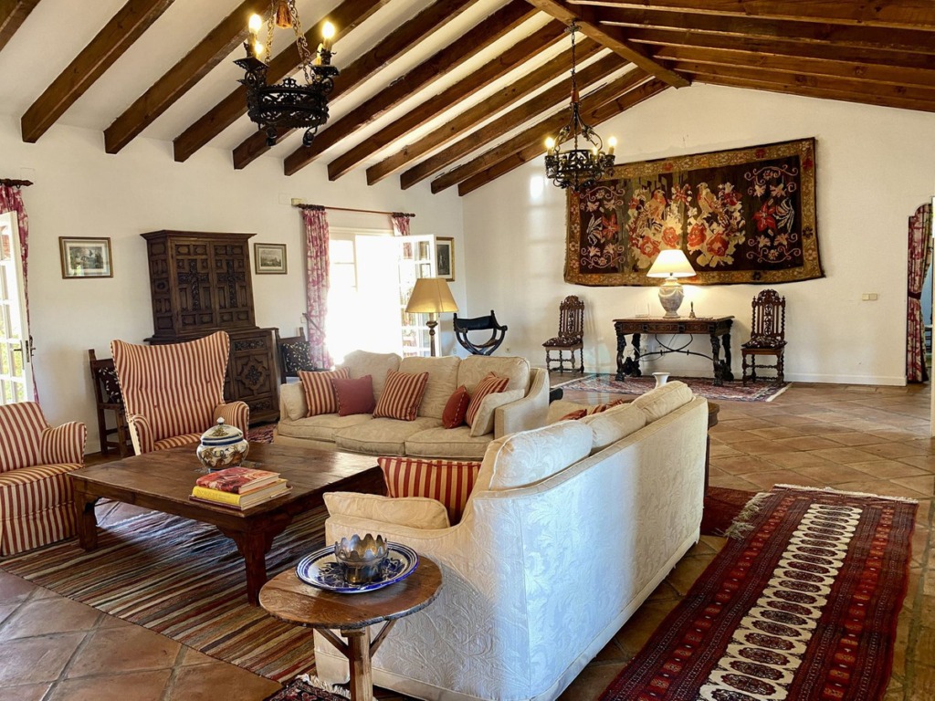 Detached Villa — Benahavís
