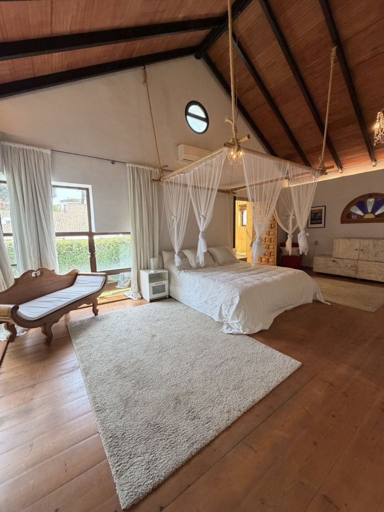Villa – Chalet — Nueva Andalucía