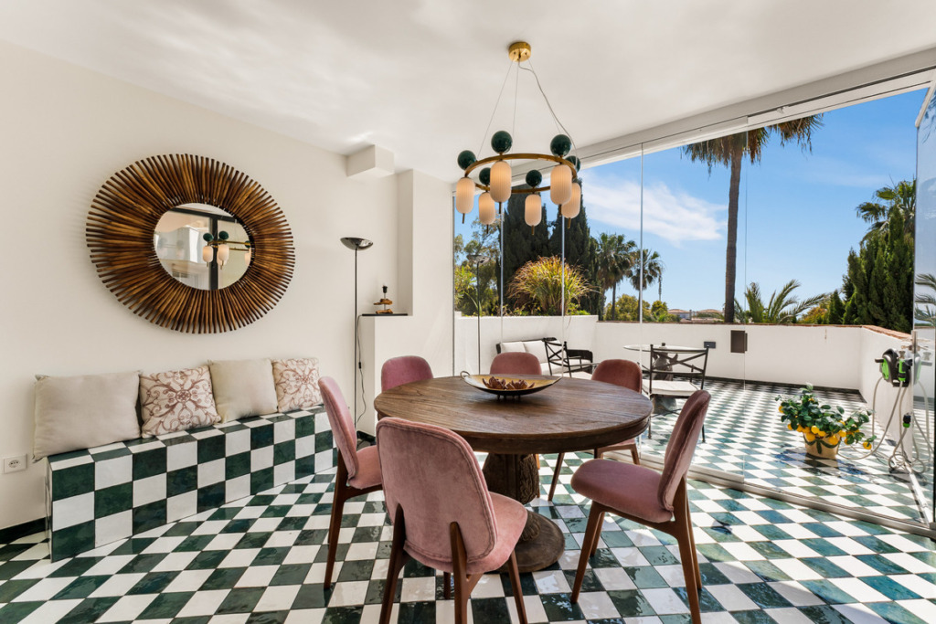 Апартамент средний этаж — The Golden Mile