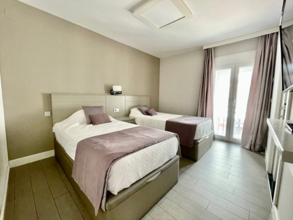 Apartamento Planta Media — Puerto Banús