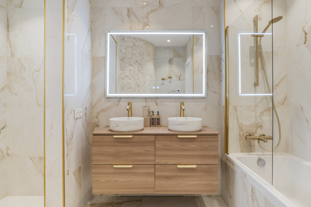 Penthouse Duplex — The Golden Mile