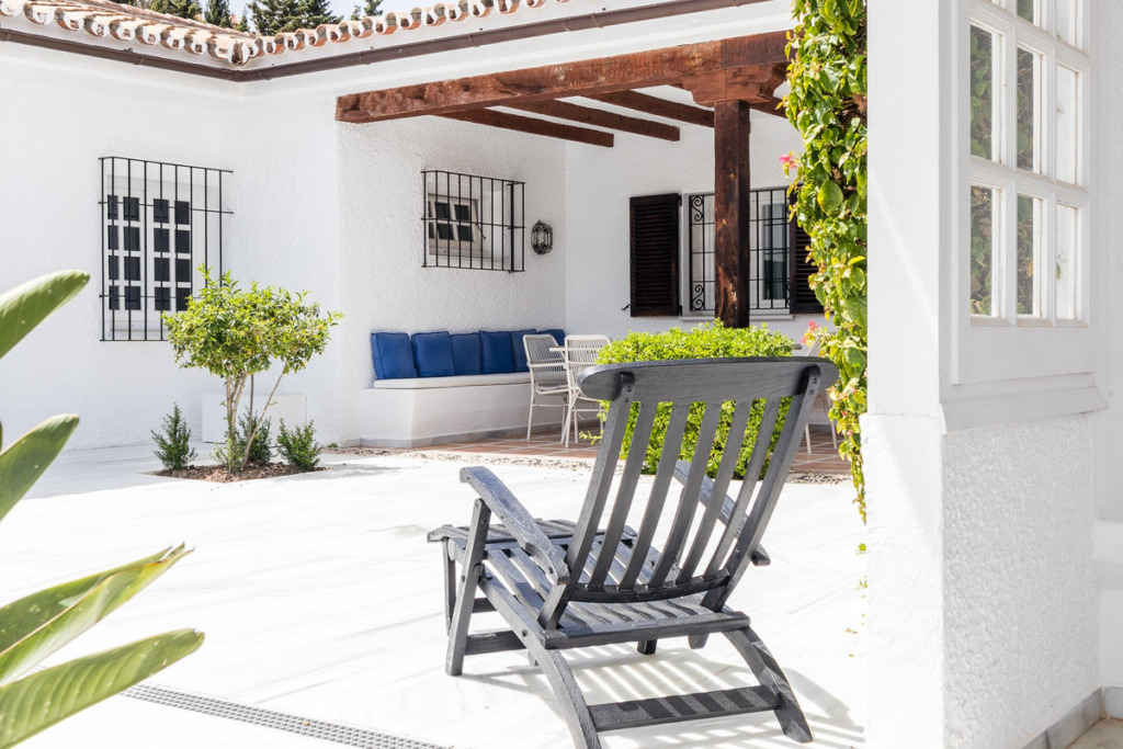 Detached Villa — Las Brisas