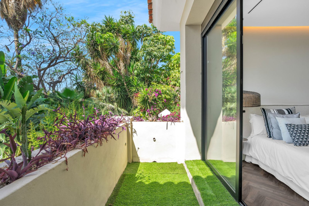 Villa – Chalet — Marbella
