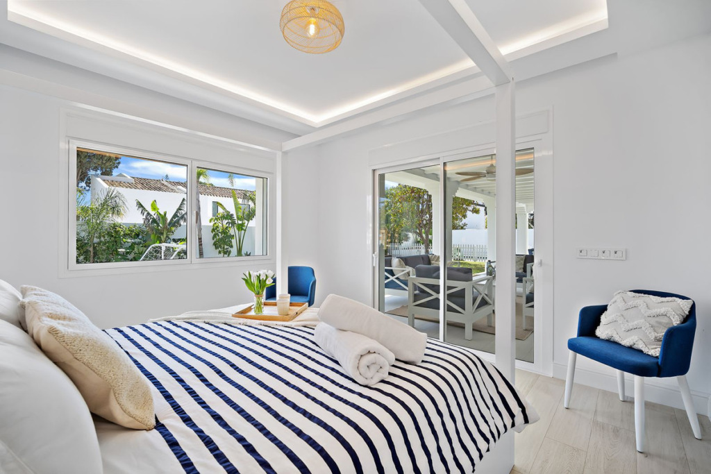 Villa – Chalet — Cortijo Blanco