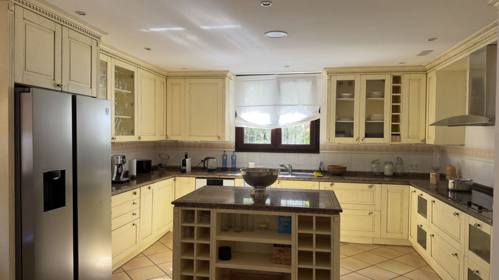 Detached Villa — Las Chapas