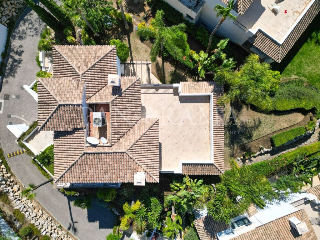 Villa – Chalet — The Golden Mile