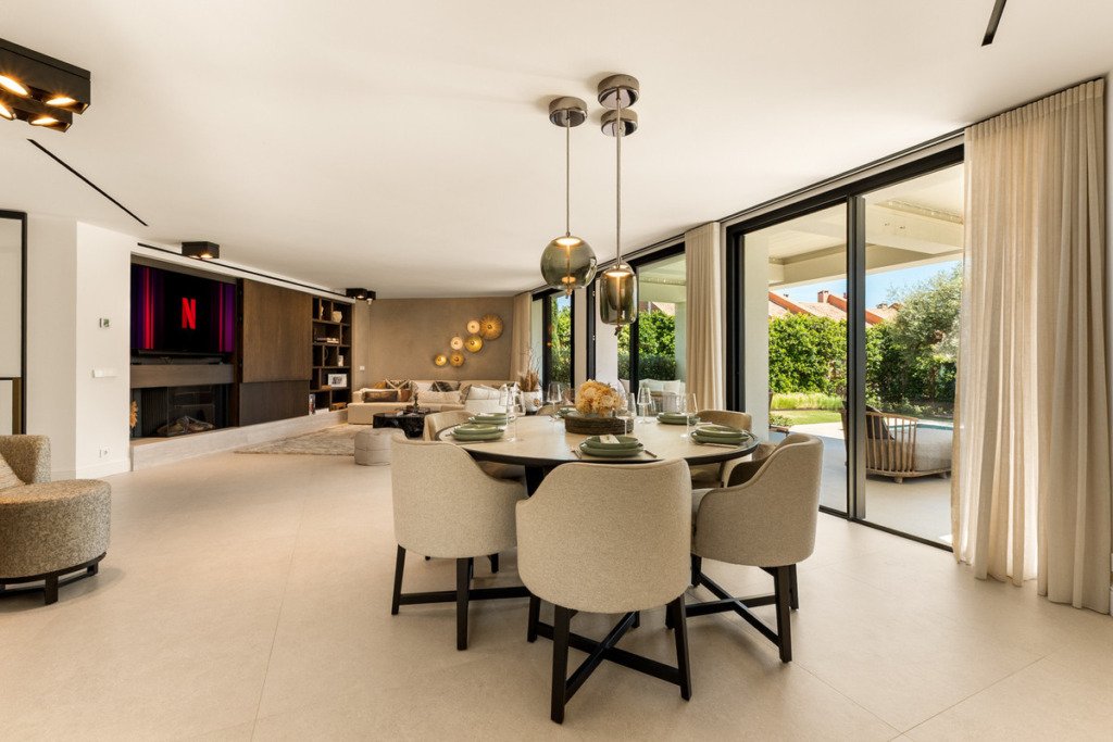Villa – Chalet — Los Monteros