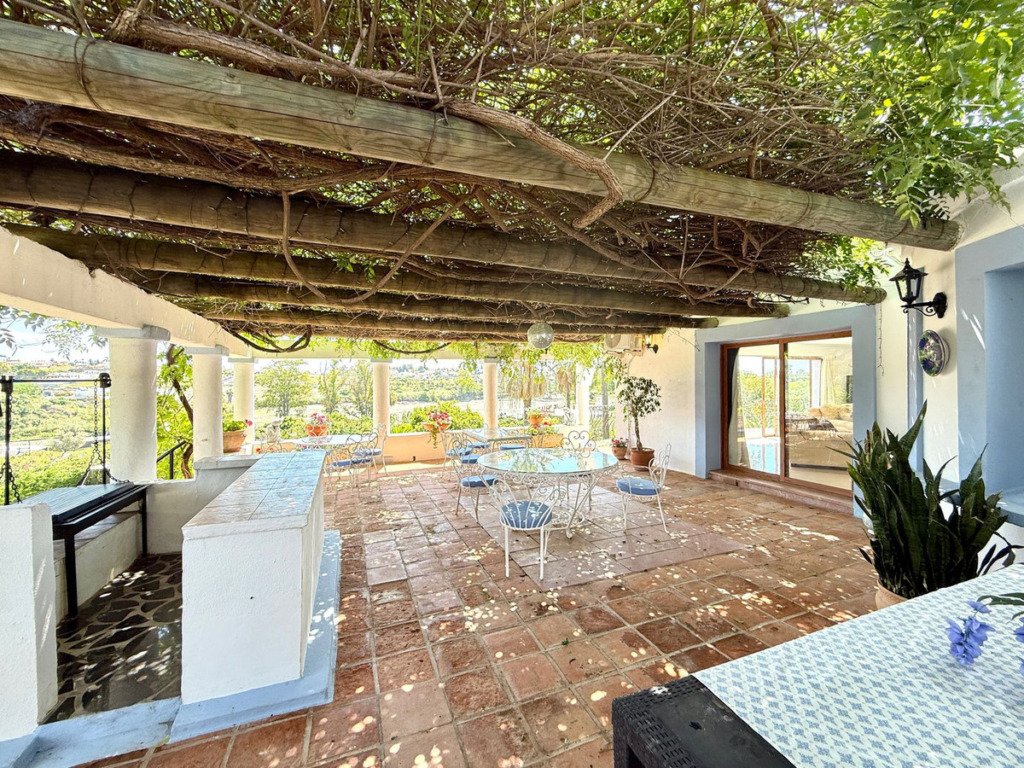 Detached Villa — Guadalmina Alta