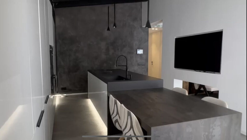 Villa – Chalet — Nueva Andalucía