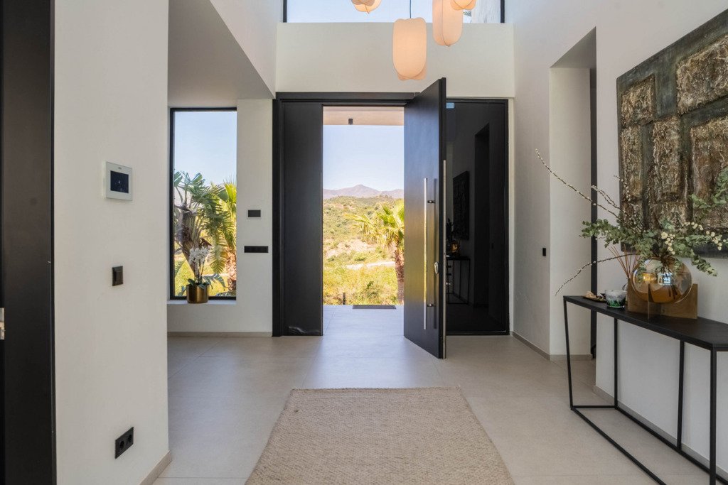 Detached Villa — Estepona