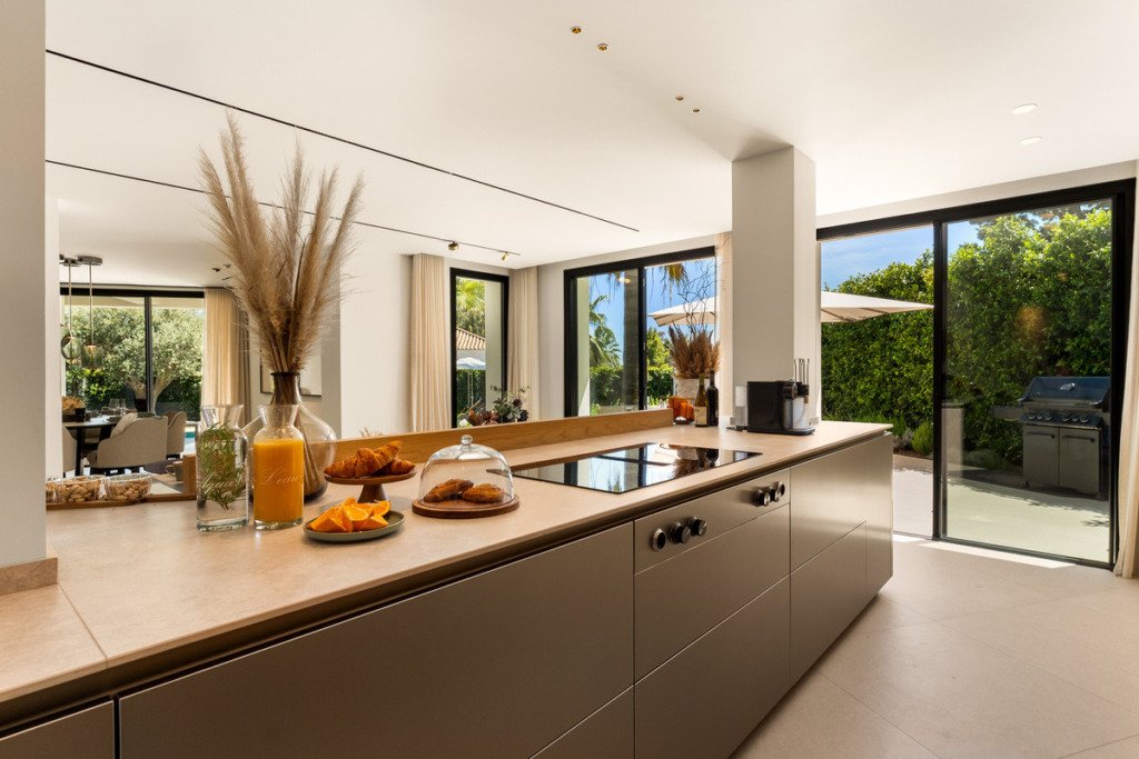 Villa – Chalet — Los Monteros