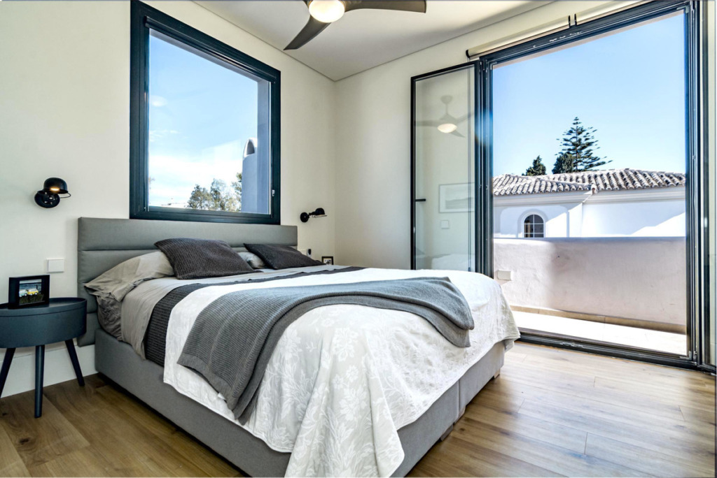Villa – Chalet — Marbella