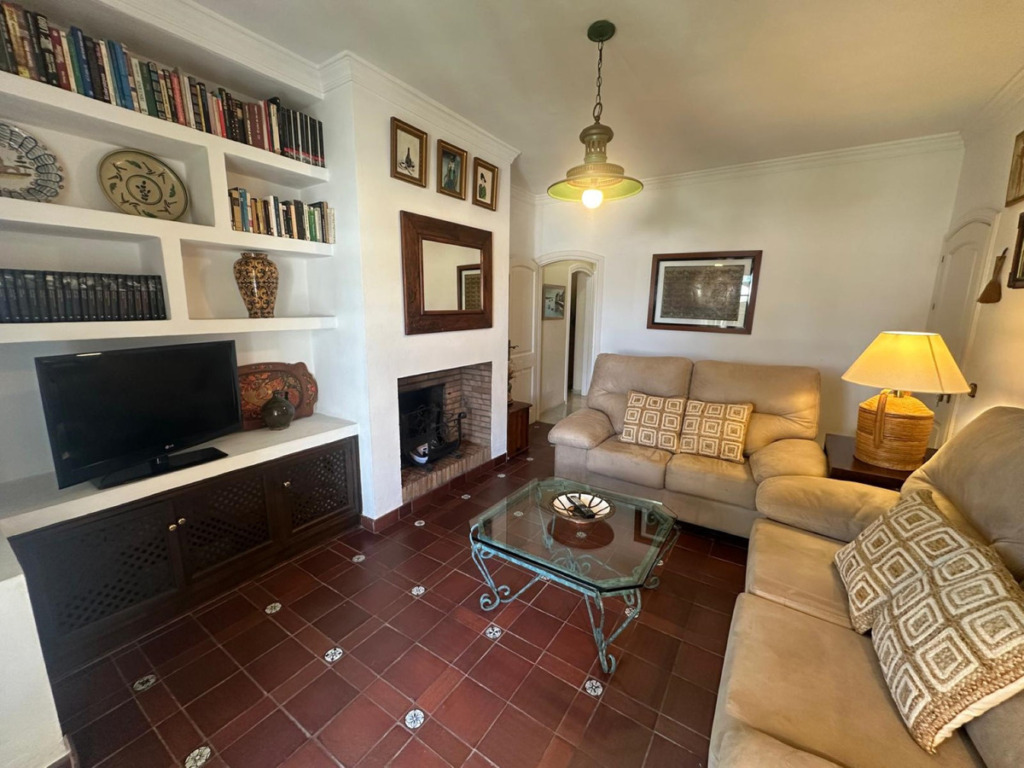 Villa – Chalet — Marbella