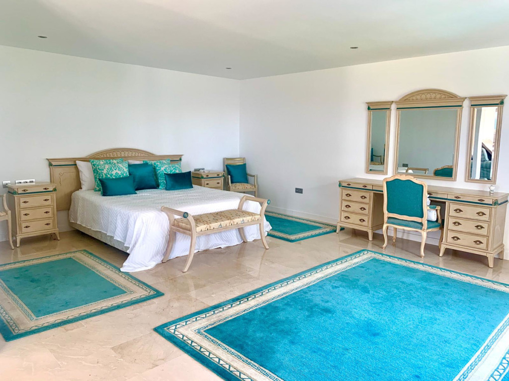Detached Villa — Calahonda