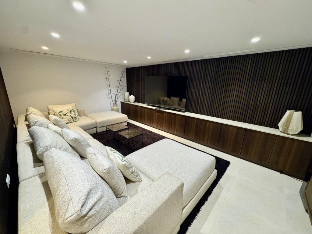 Villa – Chalet — Benahavís