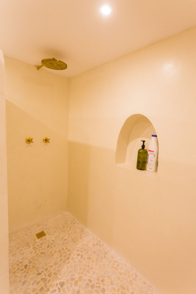 Detached Villa — The Golden Mile