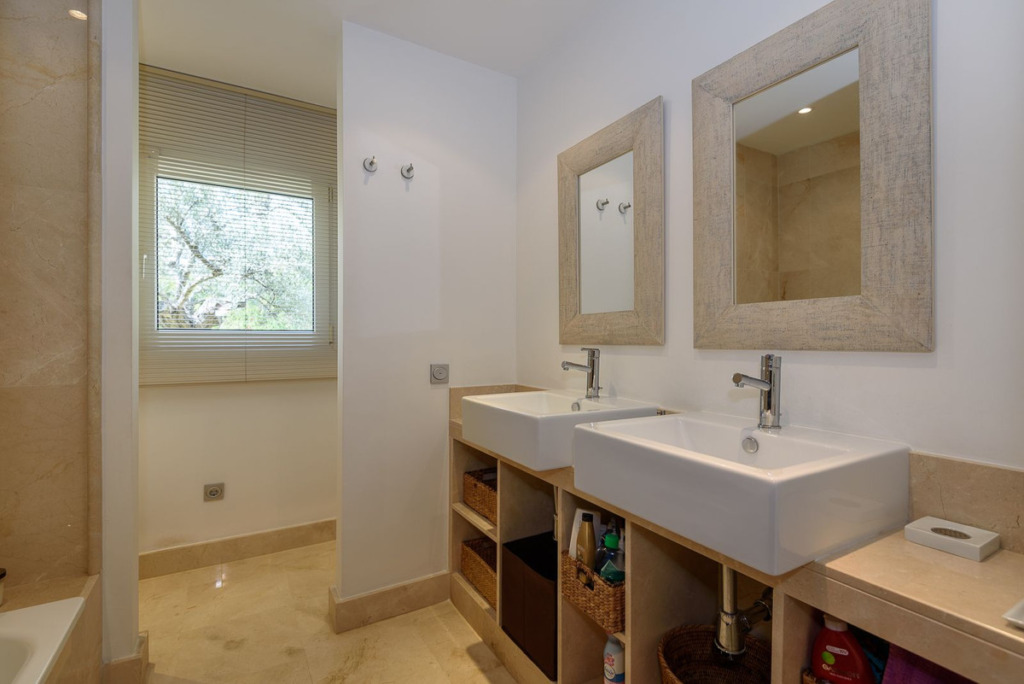 Villa – Chalet — Los Monteros
