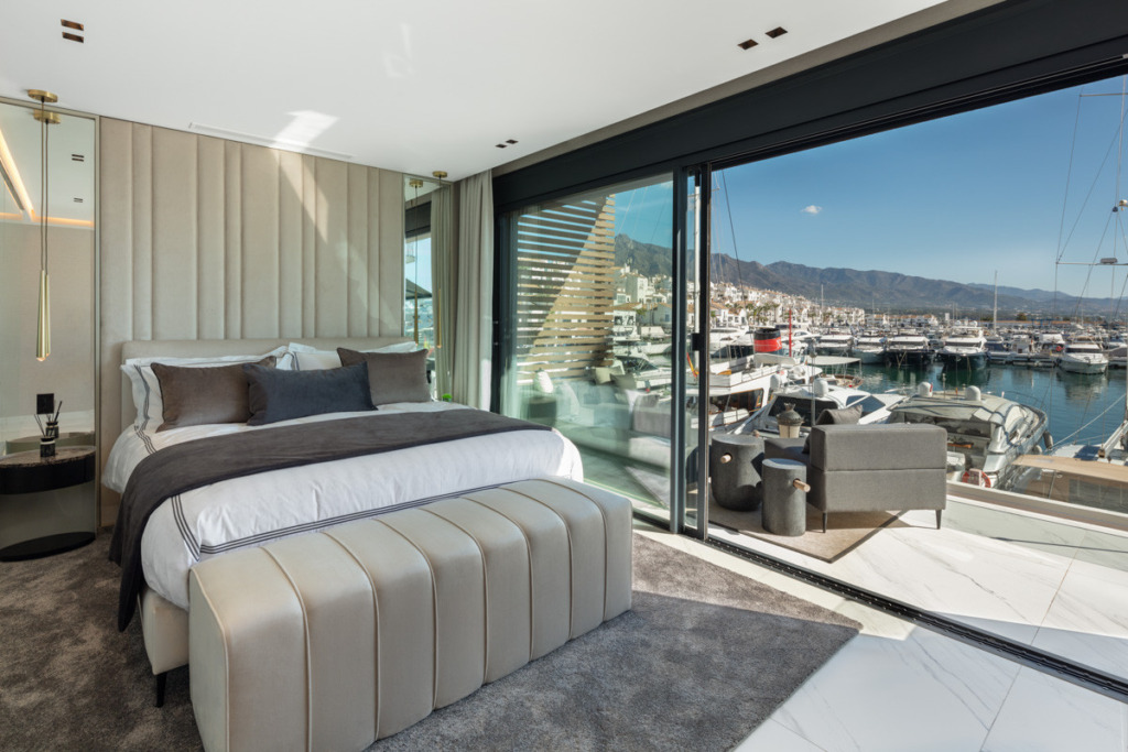 Apartamento Planta Media — Puerto Banús