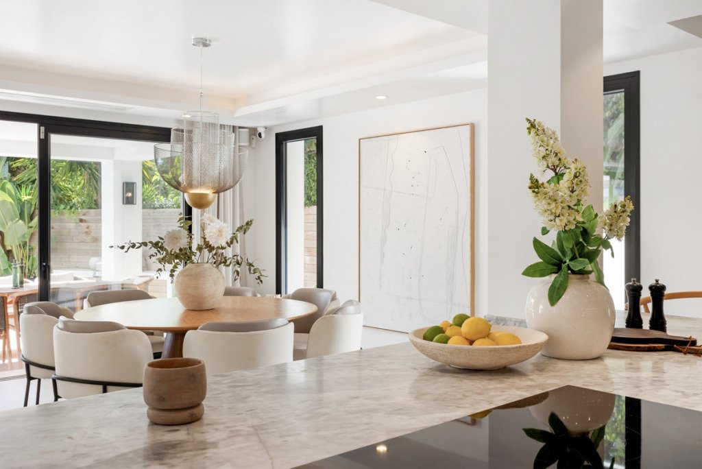 Villa – Chalet — Nueva Andalucía