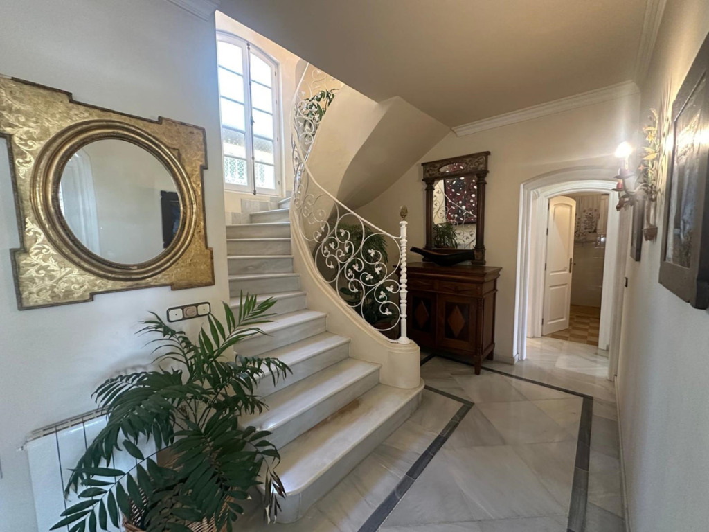 Detached Villa — Marbella