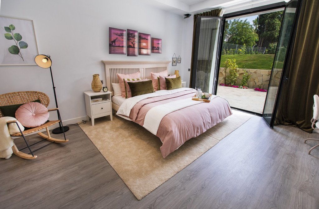 Detached Villa — Nueva Andalucía
