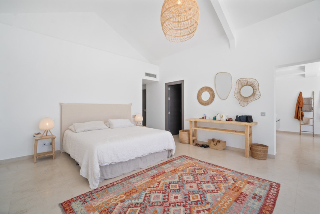 Villa – Chalet — El Paraiso